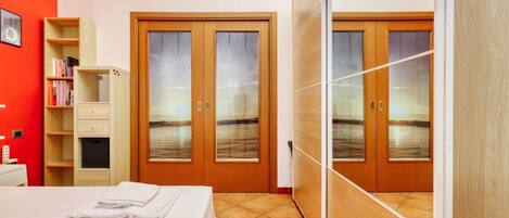 2 chambres, bureau, draps fournis