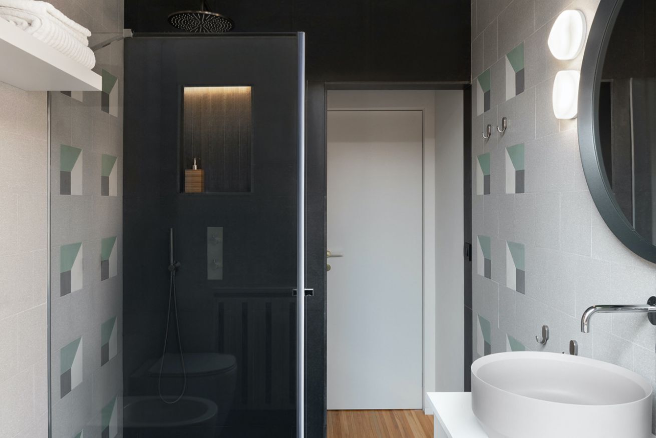 Dusche, Haartrockner, Bidet, Handtücher