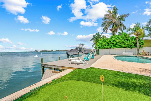 Terrace/patio - Ocean Sunrise - Ready for Guests, Thanksgiving 2025! (Bradenton Beach)