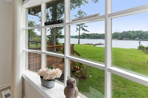 Interior - Private Boat Ramp, Docks, Huge Views, Dog Friendly (Eatonton)