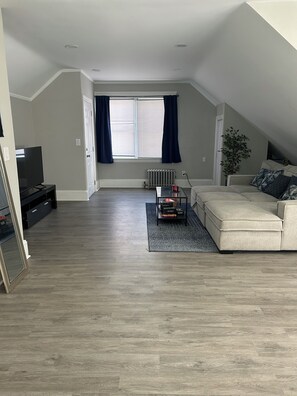 Living area - Downtown Gem: Providence Loft; Mini get Away! (Providence)