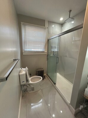 Hair dryer, towels, soap, toilet paper - Downtown Gem: Providence Loft; Mini get Away! (Providence)