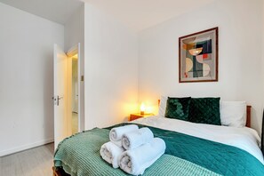 6 bedrooms, iron/ironing board, travel crib, WiFi