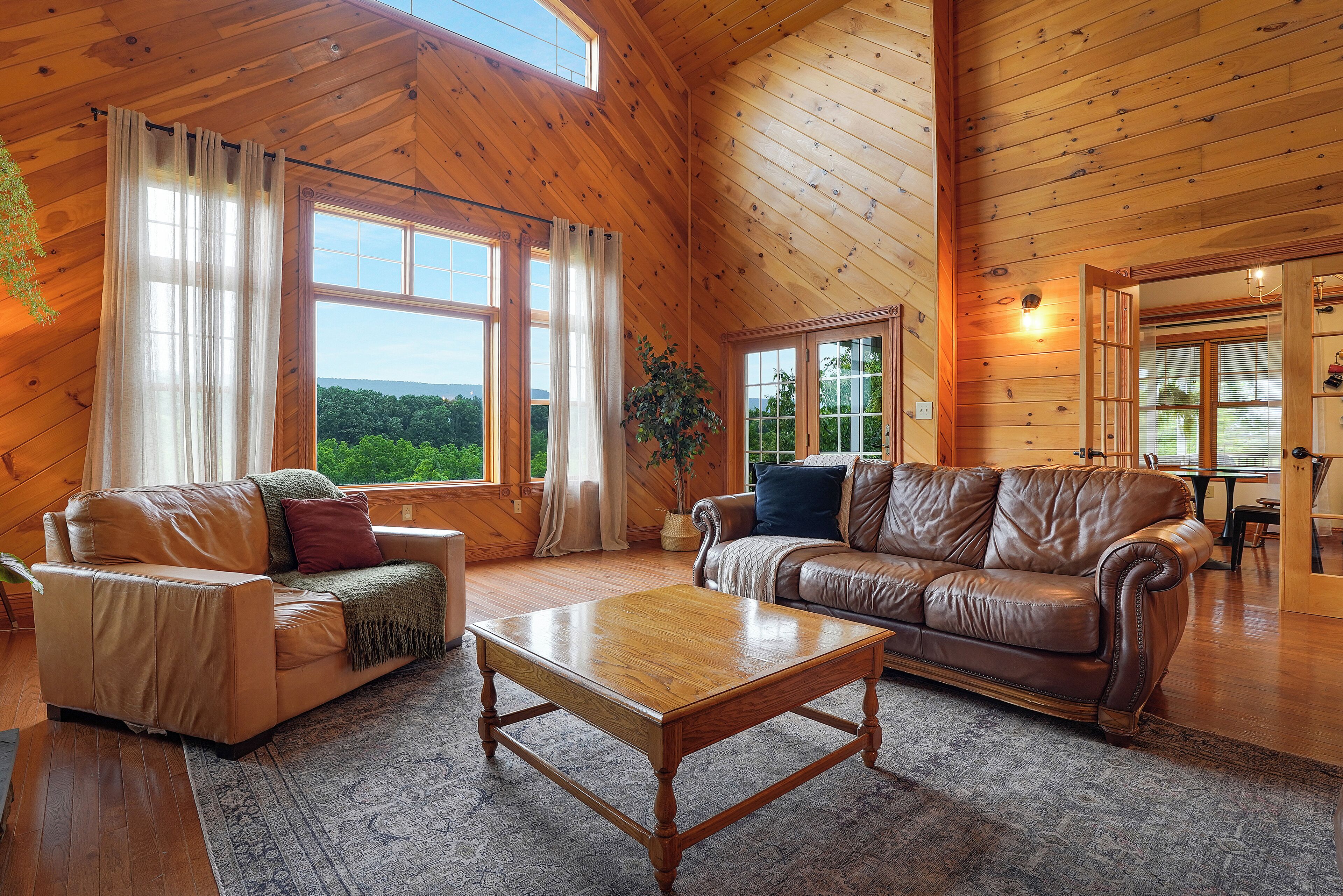 TV connectée, cheminée