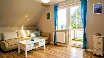 Télévision, baby-foot