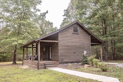 Flat Branch Lodge - Tracy City, TN