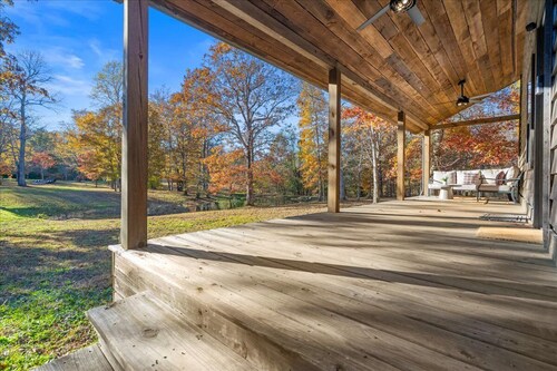 Flat Branch Lodge - Tracy City, TN