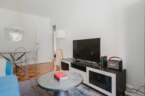 Televisión y estéreo 