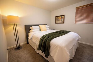 3 bedrooms, free WiFi, bed sheets, wheelchair access