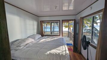 9 bedrooms, in-room safe, free WiFi, bed sheets