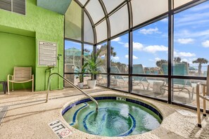 Piscine couverte