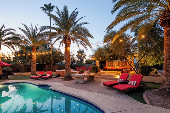 A heated pool - Sunset Palms-Pool, Spa & Sports Court-Scottsdale (Scottsdale)