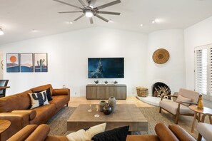 تلفزيون ذكي