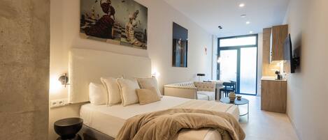 Bügeleisen/Bügelbrett, kostenloses WLAN, Bettwäsche