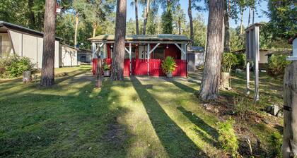 Bungalow 'Am Stettiner Haff' mit Privatterrasse und Wi-Fi