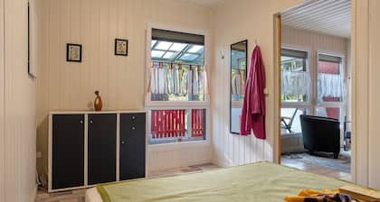 Bungalow 'Am Stettiner Haff' mit Privatterrasse und Wi-Fi