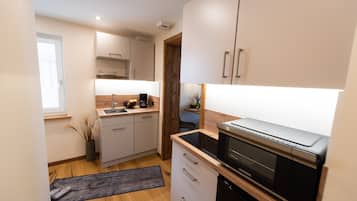 Refrigerador, horno, parrilla de estufa y lavavajillas