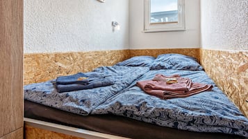 2 habitaciones y ropa de cama