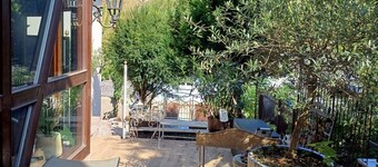 Apartment 'Weinbergsblick' with Private Terrace, Private Garden and Balcony