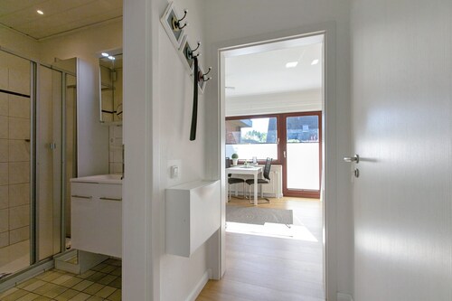 Apartment 'Ida 1' with Private Terrace, Shared Garden and Wi-Fi