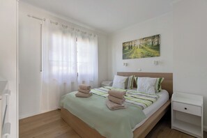 1 camera, Wi-Fi gratuito, lenzuola