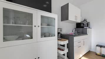 Kühlschrank, Ofen, Herdplatte, Geschirrspüler