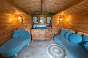 Interior - Apartment 'Gertrud' with Shared Garden and Wi-Fi (Gedern)