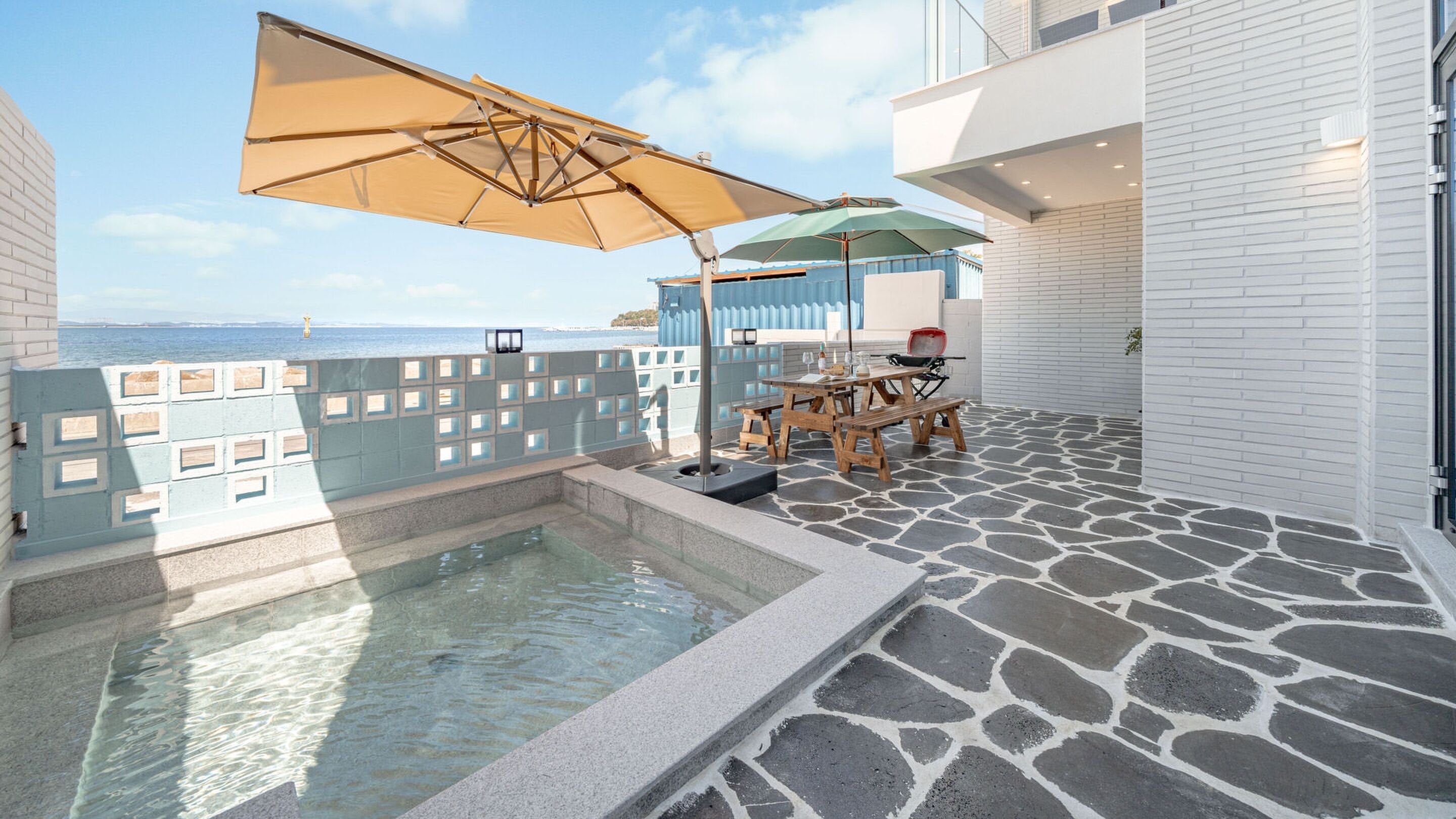 2 bedrooms, free WiFi