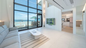 Basic Room, 2 Bedrooms (dokchae) | 2 bedrooms, WiFi (free)