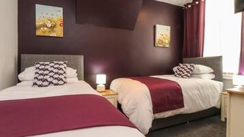 7 bedrooms, iron/ironing board, WiFi, bed sheets