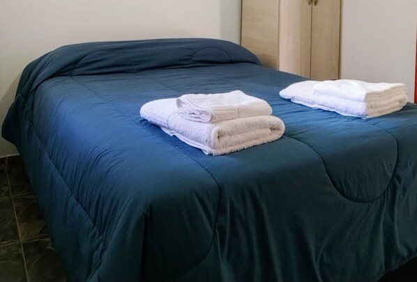 2 chambres, Wi-Fi gratuit, draps fournis