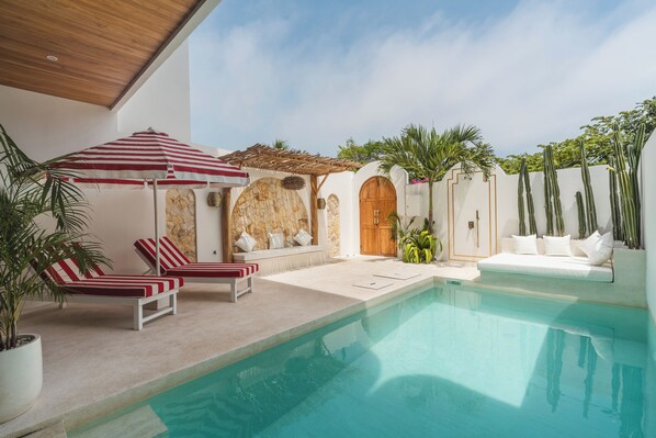 Deluxe villa, 2 slaapkamers, veranda, uitzicht op zwembad | Privézwembad