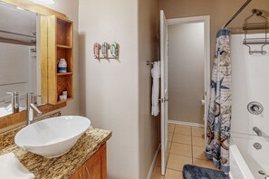 Hair dryer, towels