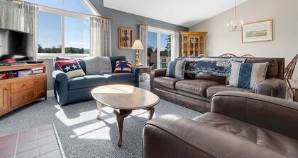 Golf Course Townhome on Bethel Village Trails