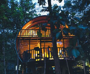 Soundproofing, free WiFi, bed sheets - Dudley Nature Resort  (Habarana)