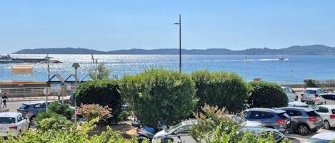 Third-party on-site parking