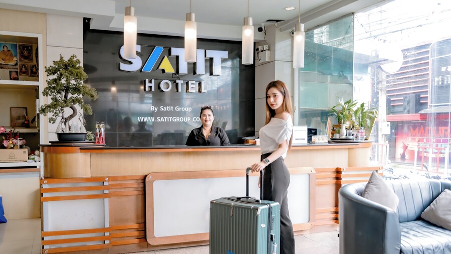Satit Hotel