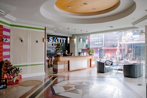 Reception - Satit Hotel (Sadao)