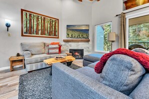 TV, peis og DVD-spiller