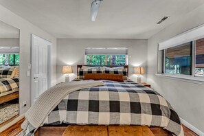 4 chambres, fer et planche à repasser, Wi-Fi, draps fournis