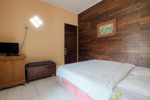 Room - Pelangi Homestay RedPartner (Bali)