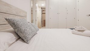 Room - 2 bed Apt, 2 Bath 4px seaside (Cádiz)
