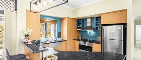 Fridge, microwave, oven, stovetop