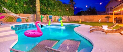 室外游泳池,恒温泳池