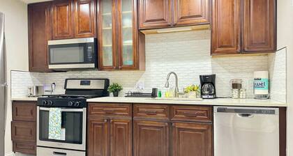ATL Downtown 2BR King Bed Free Parking LM1408