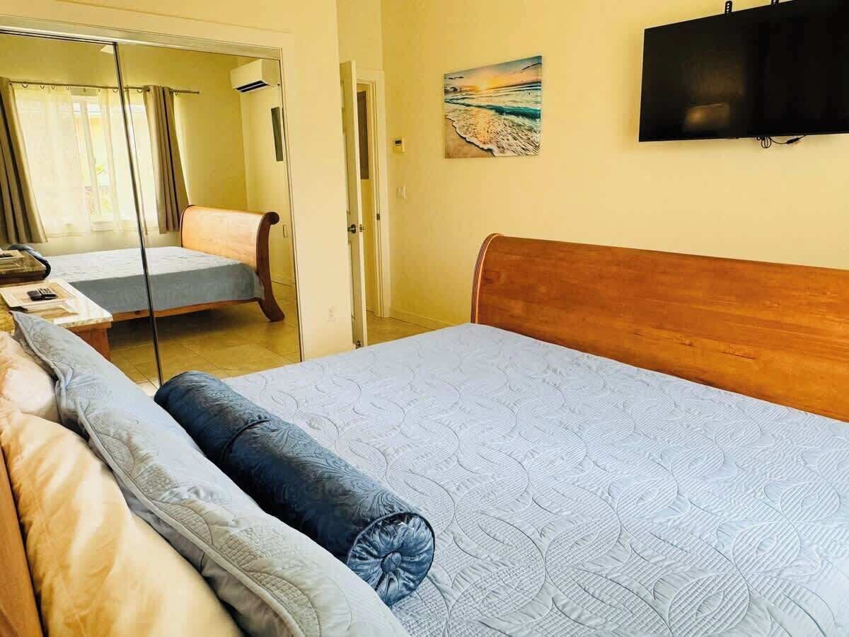 3 bedrooms, travel crib, free WiFi, bed sheets