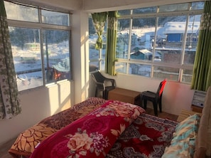 Standard Double Room, Balcony, Mountain View | Desk, laptop workspace - Yangzom La Homestay  (Gangtok)