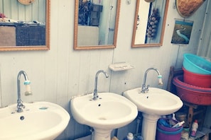 Bathroom - Red Beach Yuanjia Farmhouse (Panjin)