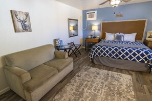 Desk, travel crib, WiFi, bed sheets