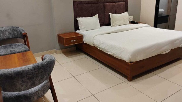 Ảnh chưa phân loại, 1 trong số 21 ảnh, nút